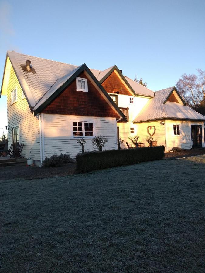 Gunyah Country Estate Villa Windwhistle Bagian luar foto