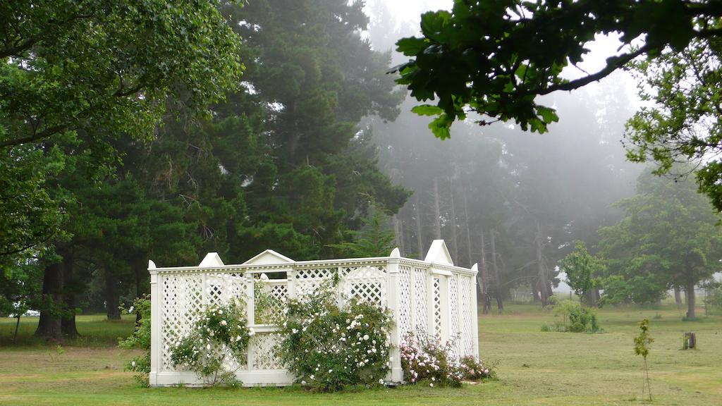 Gunyah Country Estate Villa Windwhistle Bagian luar foto